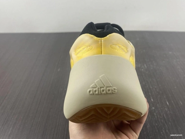 Adidas V3 HP5425 Mono 700 Yeezy Safflower 0729
